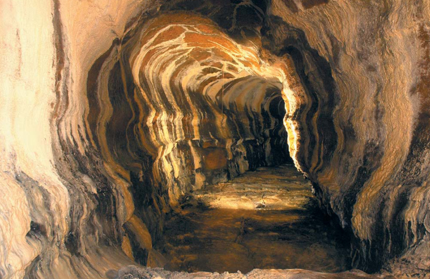 龙泉洞窟